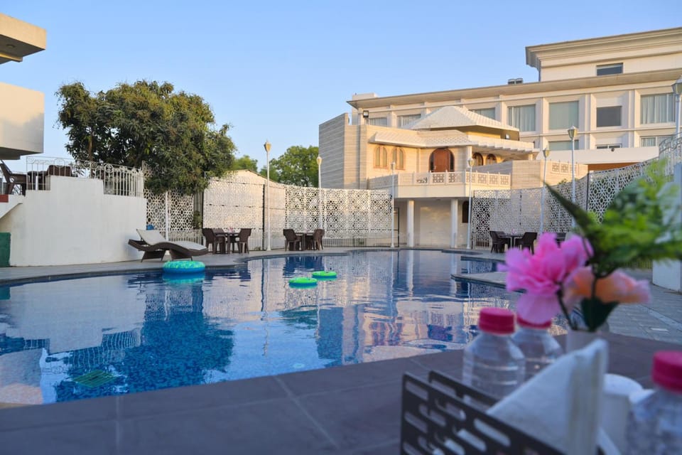 Stardom Resort Jaipur Hotel in Jaipur