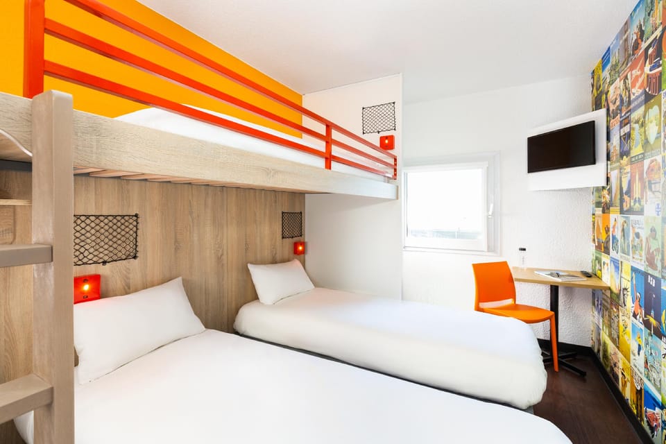 Guestroom