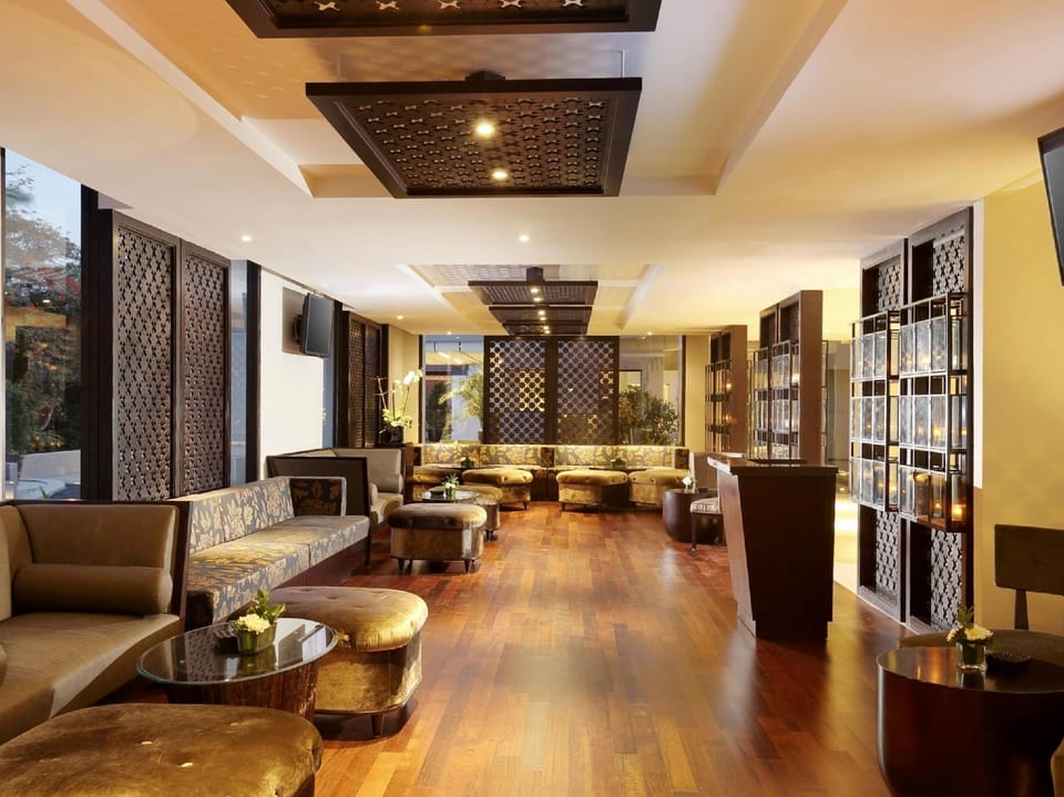 Bar/lounge