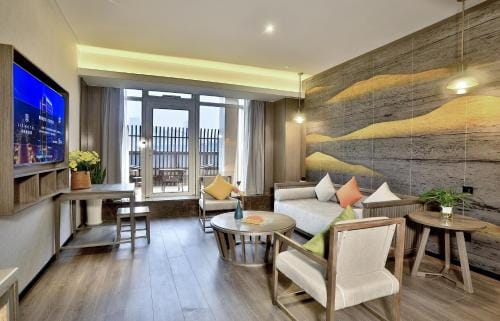 Mehood Lestie, Hangzhou Qianjiang Century City International Expo Center Hotel in Hangzhou