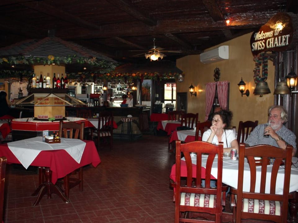 Swiss Chalet Hotel in Angeles