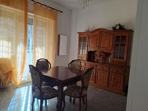 Gold Sunshine srls Guest House o Affittacamere Hotel in Ostia