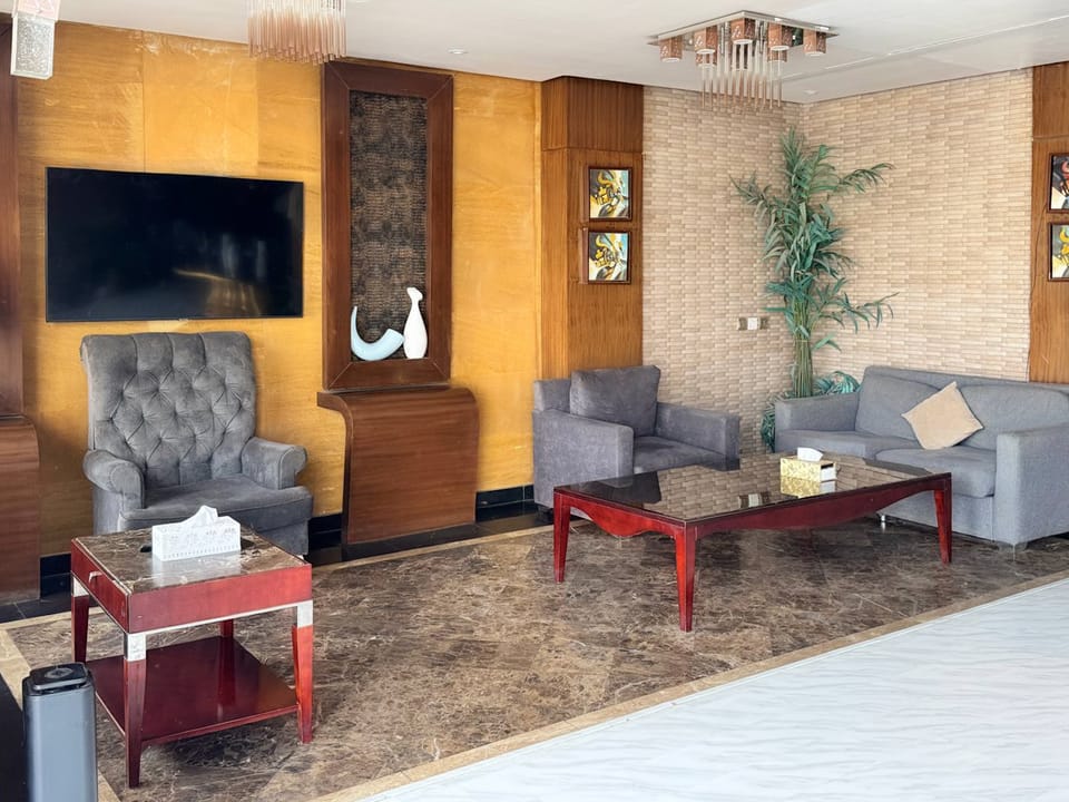 Quiet Rooms 12 Serviced Apartments Hotel in Riyadh