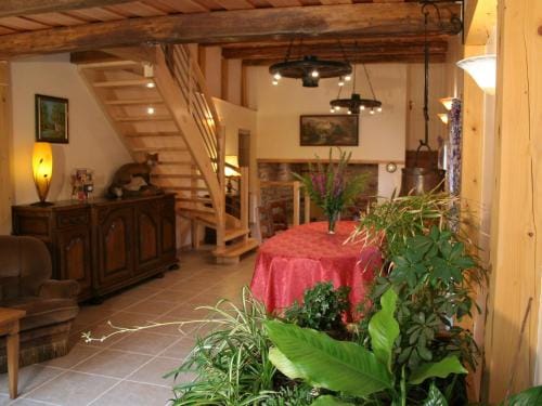 Chambre Rubis: Elegance et Confort en Pleine Nature - FR-1-589-723 Hotel in Vosges