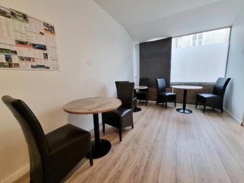 La Chambre Bleue - Chambre avec salle de bain Hotel in Centre-Val de Loire
