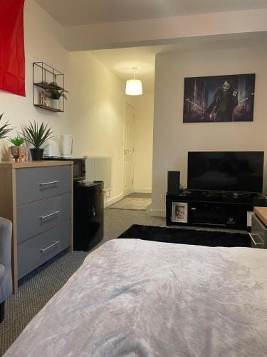 City Rooms by Capital Pads Hotel in Gloucester