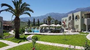 Vardis Olive Garden Hotel in Crete