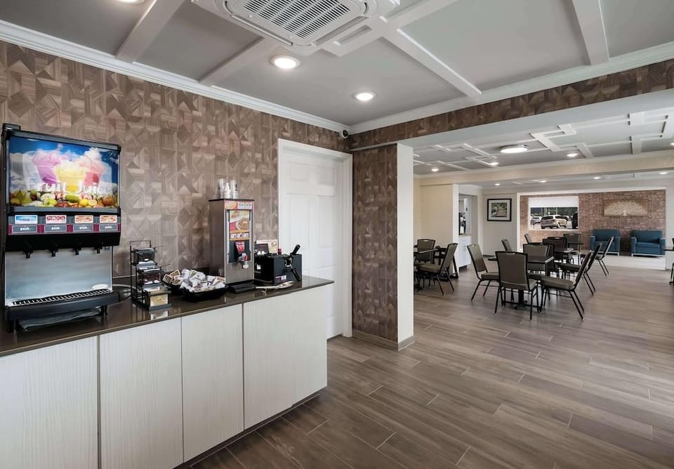 Surestay Plus By Best Western Pigeon Forge Hotel in Pigeon Forge