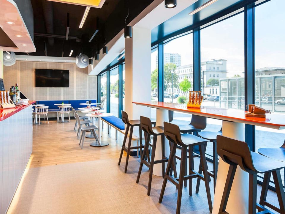 Bar/lounge