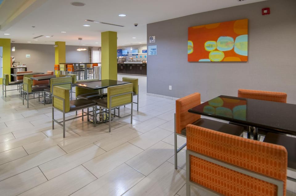 Holiday Inn Express & Suites Jackson Downtown - Coliseum By IHG Hotel in Flowood