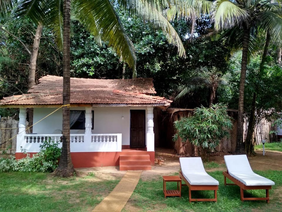 Mamagoa Beach Resort Resort in Mandrem