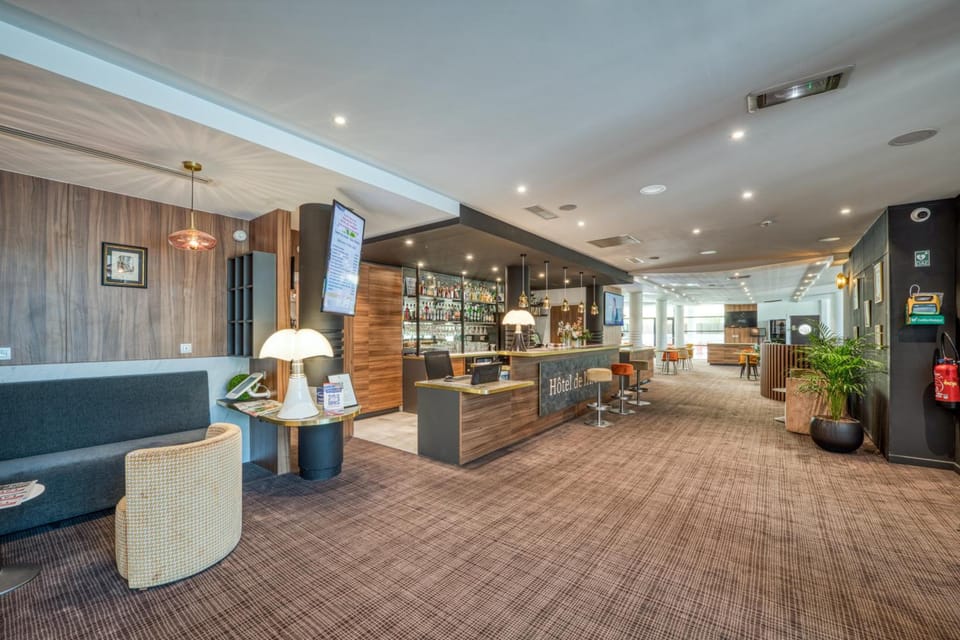 Mercure Aix-en-Provence La Duranne Gare TGV Hotel in Aix-en-Provence