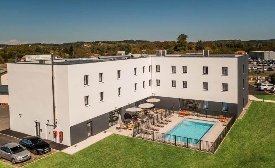 greet hotel Orthez Bearn Hotel in Nouvelle-Aquitaine