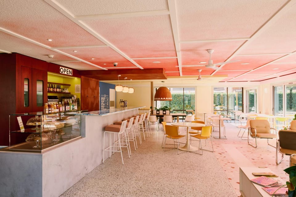 Bar/lounge