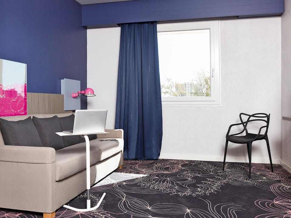 Amenity (Guest room)