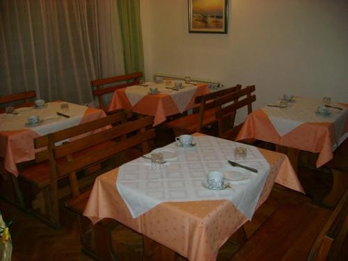 Guest House Robi Hotel in Federation of Bosnia and Herzegovina