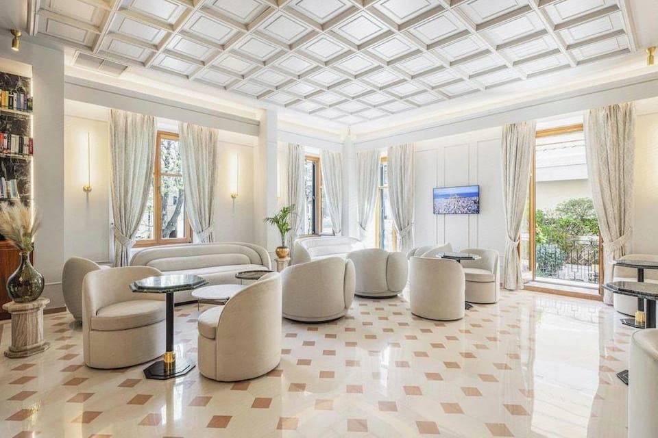 Bella Venezia Hotel in Corfu