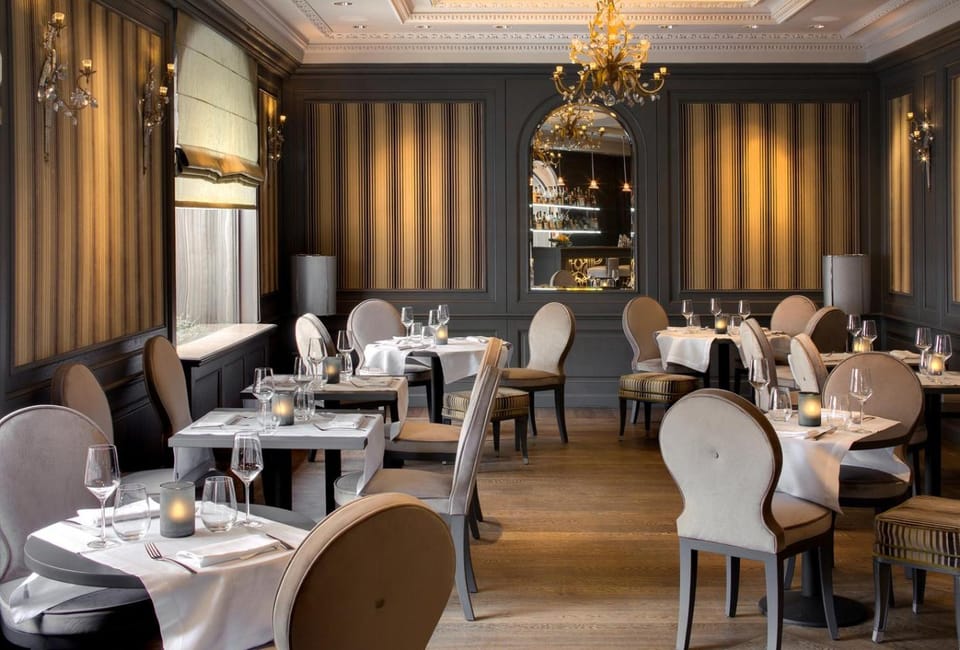 Chateau Frontenac Hotel Hotel in Paris
