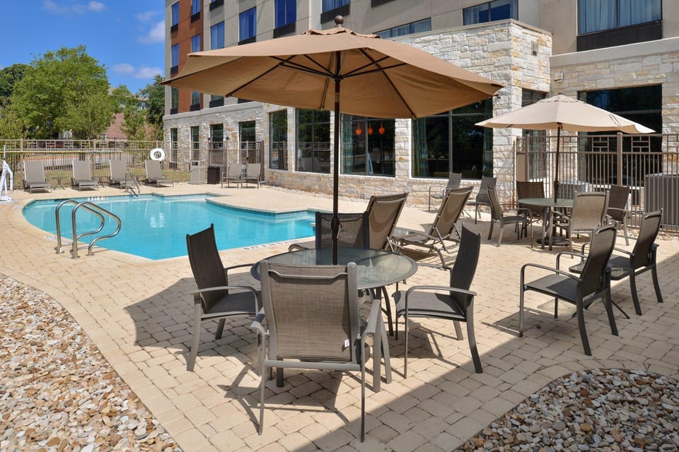 Holiday Inn Express & Suites Austin South By IHG Hotel in South Congress