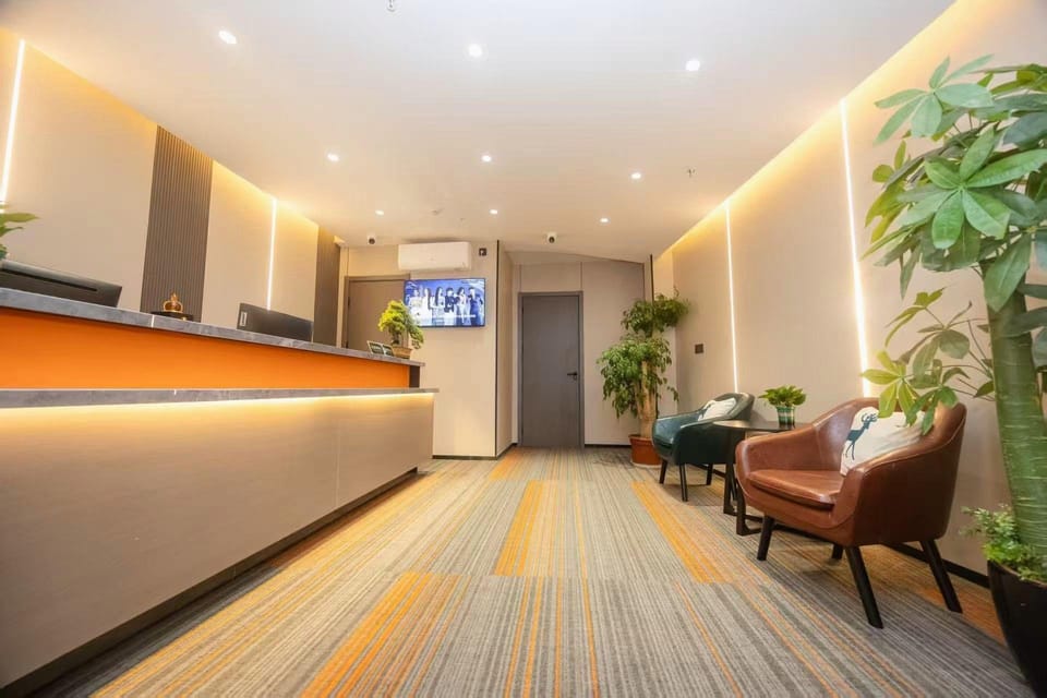 GreenTree Inn Shanghai South Railway Station Xujiahui Stadium Subway Station Shell Hotel Hotel in Shanghai