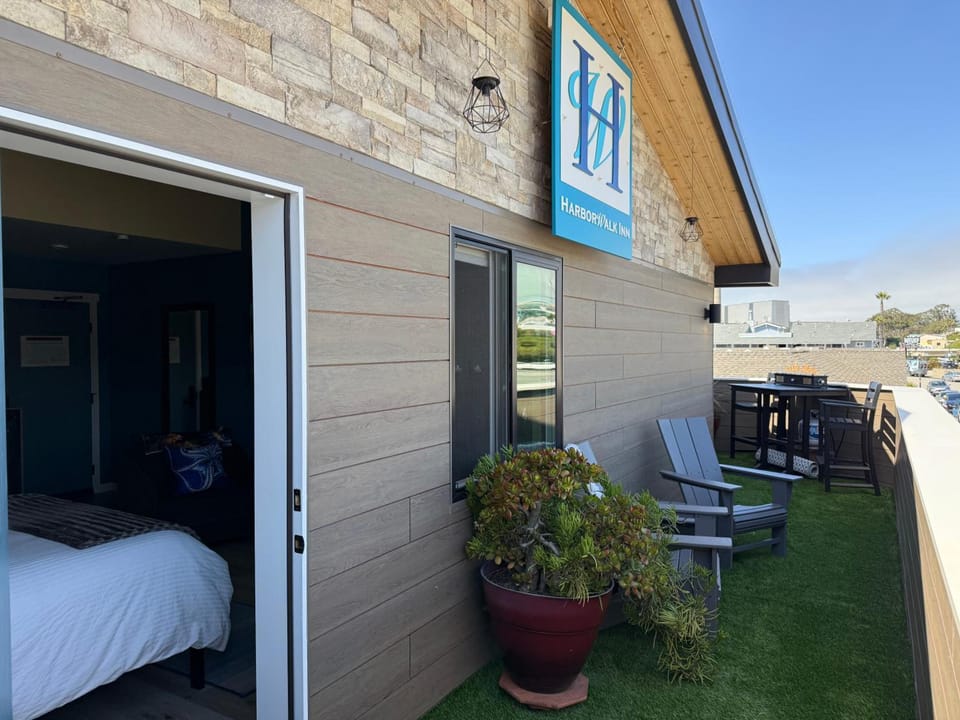 HarborWalk Inn Hotel in Morro Bay