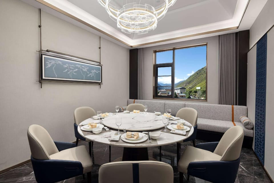 Days Hotel by Wyndham Aba Jiuzhaigou Hotel in Sichuan