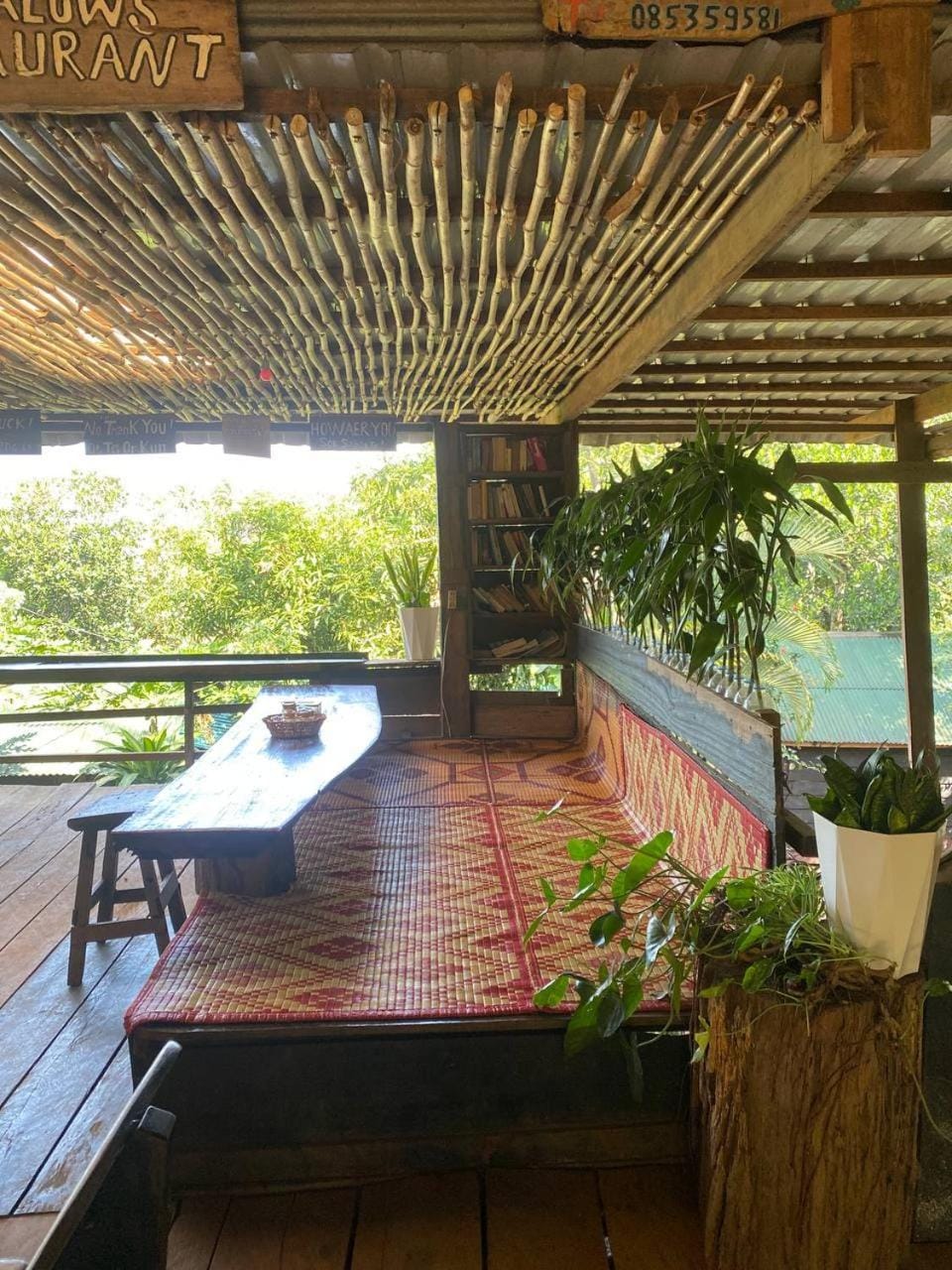 Happy Elephant Bungalows Apartment hotel in Cambodia