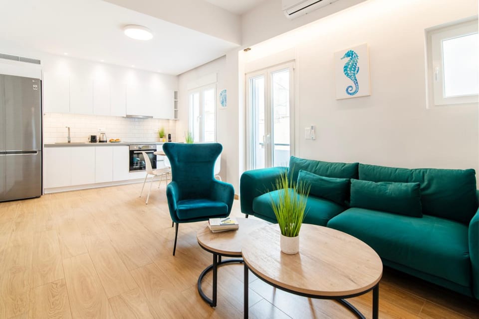 Lighthouse Kipseli Hotel in Athens