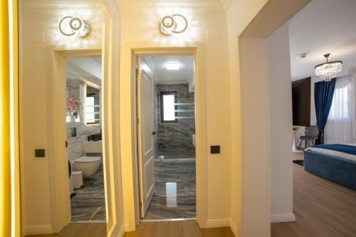 Crystal Luxury Hotel in Craiova