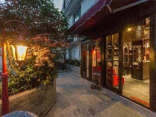 Hangzhou Westlake Hostel-Manjuelong Branch Hostel in Hangzhou