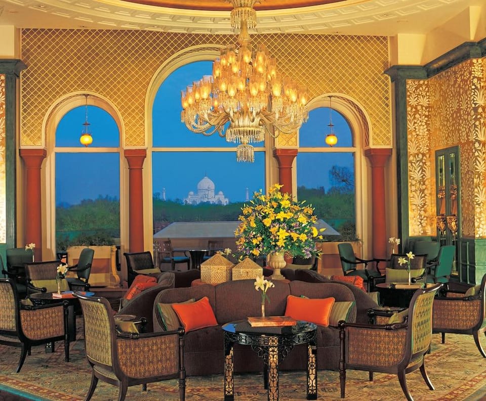 Oberoi Amarvilas Hotel in Agra