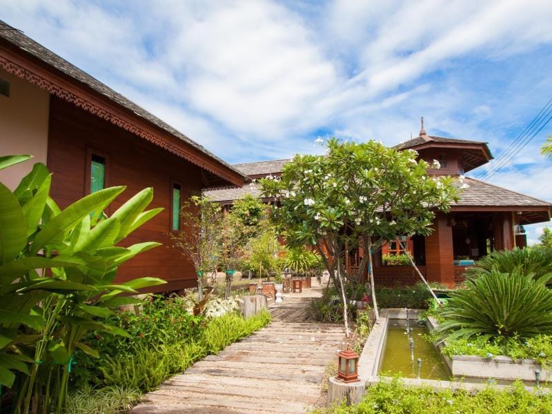Huan Aumpron Resort Resort in Laos