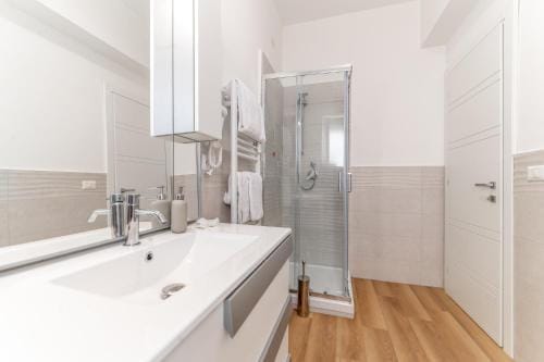 Lorena Cozy Rooms - Ospedale Gemelli - WiFi Hotel in Rome