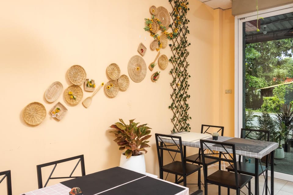 Taw Win Place Hostel in Chiang Mai