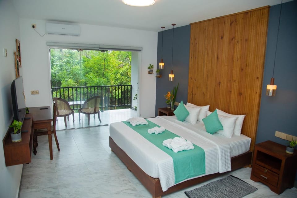 Aaradhya Madu River Hotel in Southern Province