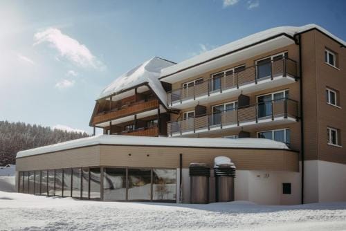Hotel Sonne Post mit Schwimmbad Hotel in Titisee-Neustadt
