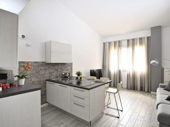Boutique Apartment Florence “Diviso Due” Hotel in Florence