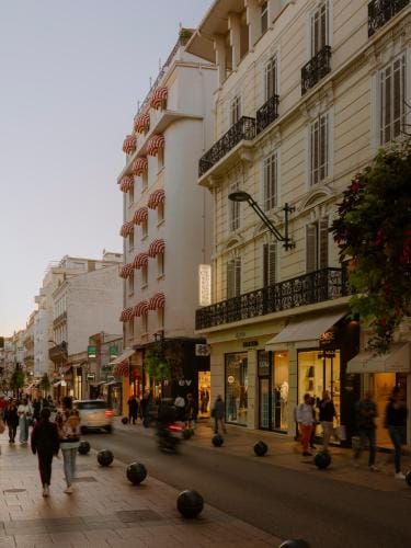 Edgar Suites Cannes - Rue d'Antibes Hotel in Cannes