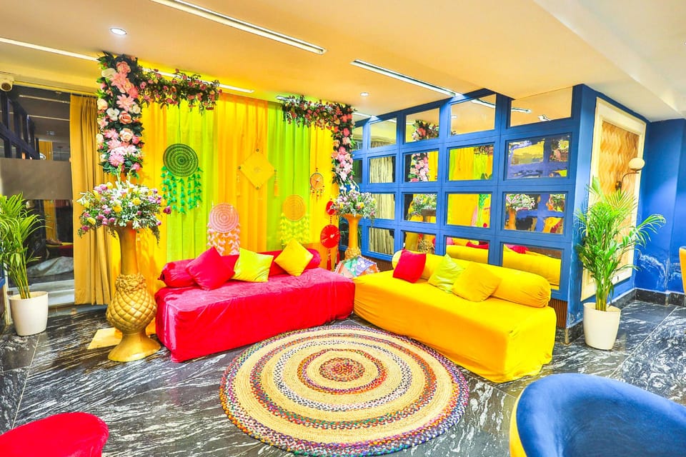 Orsom Stays Sassy Sector 53 Hotel in Gurugram