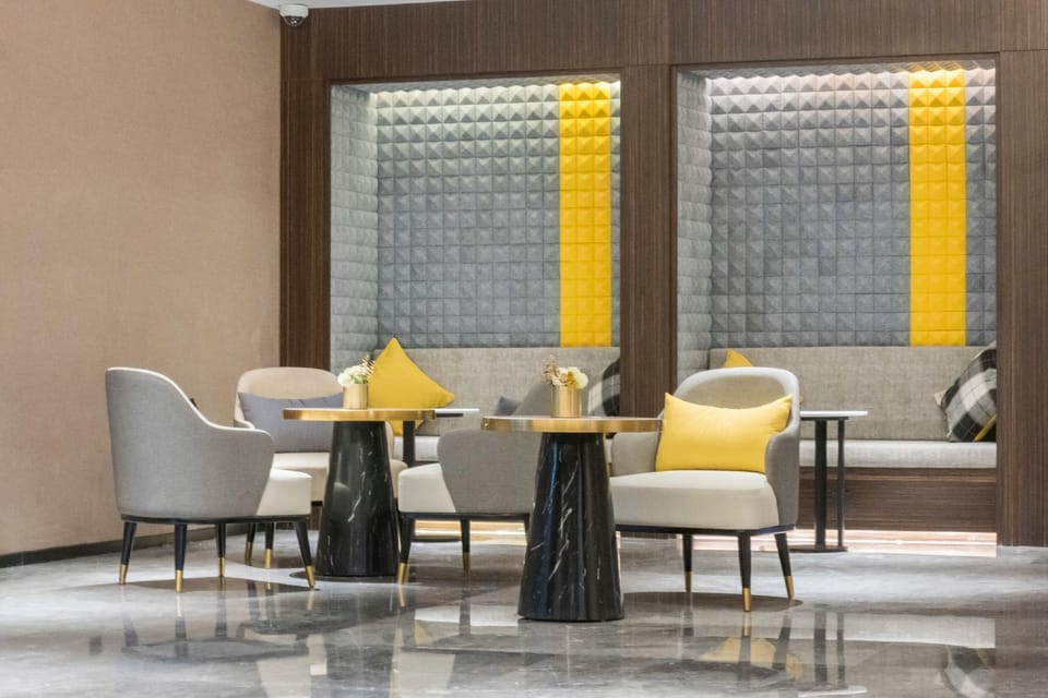 Home Inn Plus Shanghai South Mall Children's Hospital Hotel in Shanghai