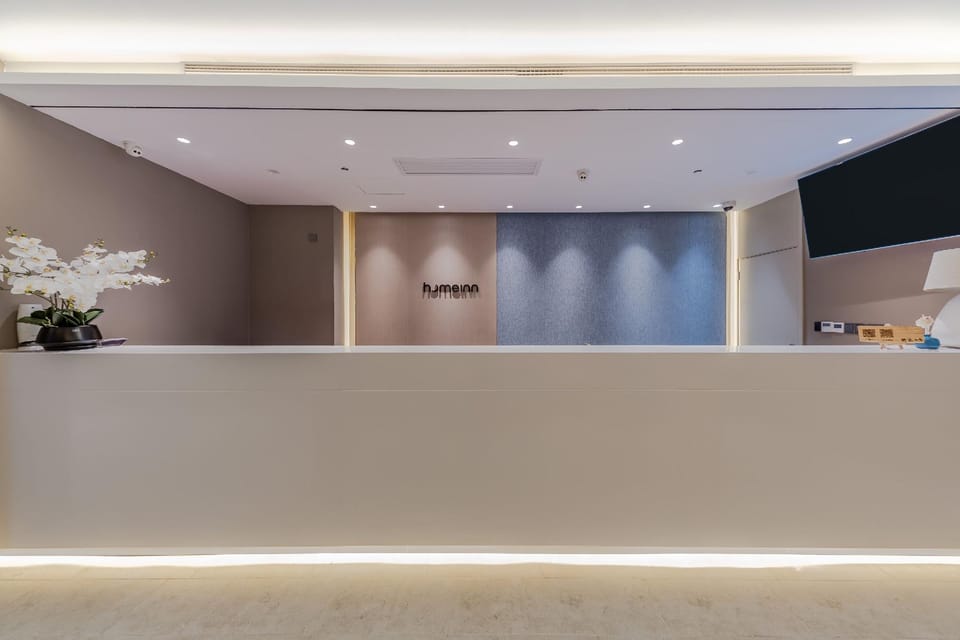 Home Inn Neo Shanghai Minhang Zhuanqiao Metro Station Hotel in Shanghai