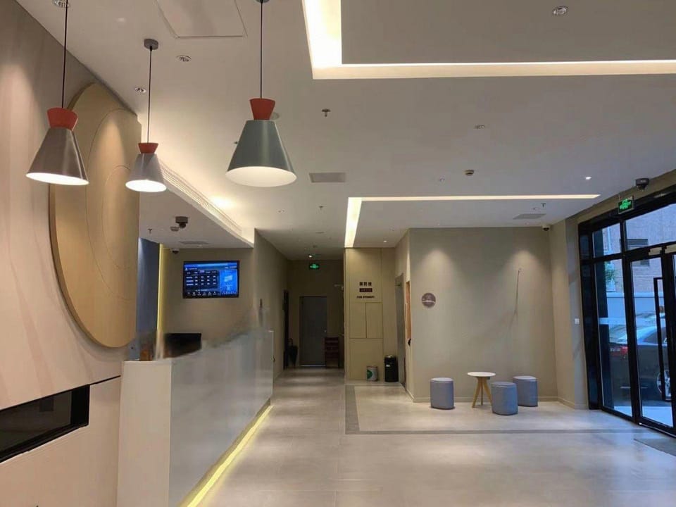 Home Inn Neo Shanghai Jinqiao Center Hotel in Shanghai