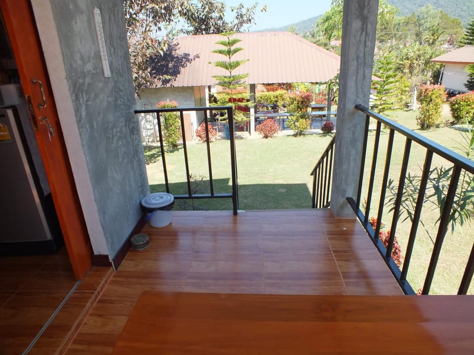 Lucky Hill Resort Resort in Laos