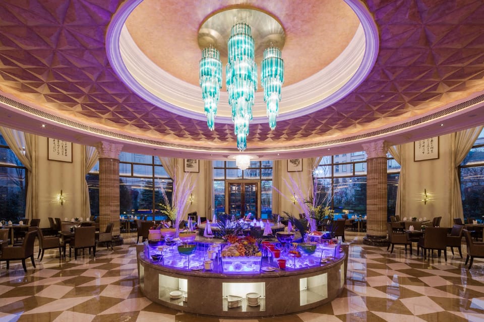 Chateau Star River Qingdao Hotel in Qingdao