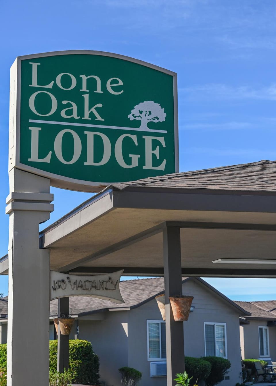 Lone Oak Lodge Motel in Seaside