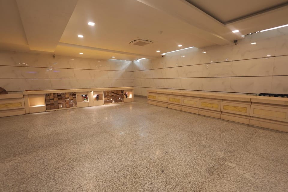 Hotel Krishnam Vrindavan – Near Banke Bihari Temple Apartment hotel in Uttar Pradesh