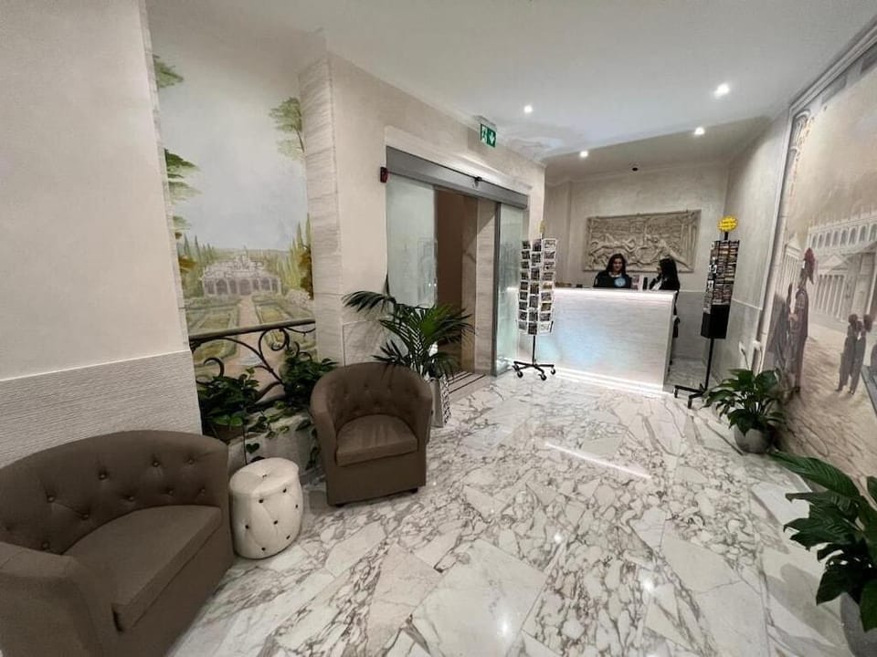 Hotel Le Petit Hotel in Rome