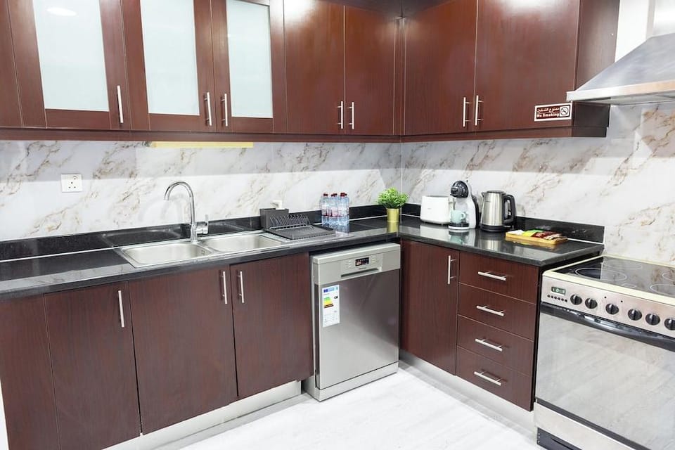 HAPPY SEASON I Amwaj apartment Hotel in Dubai