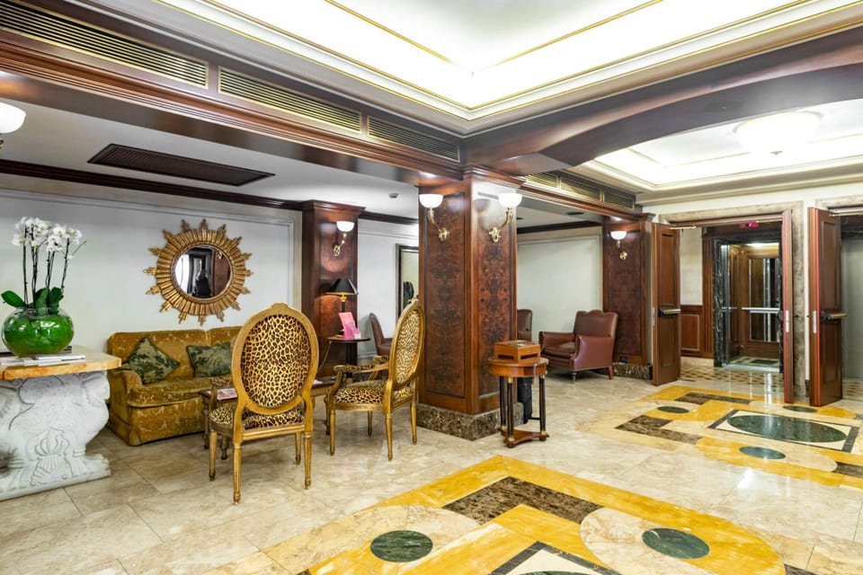 Bar/lounge