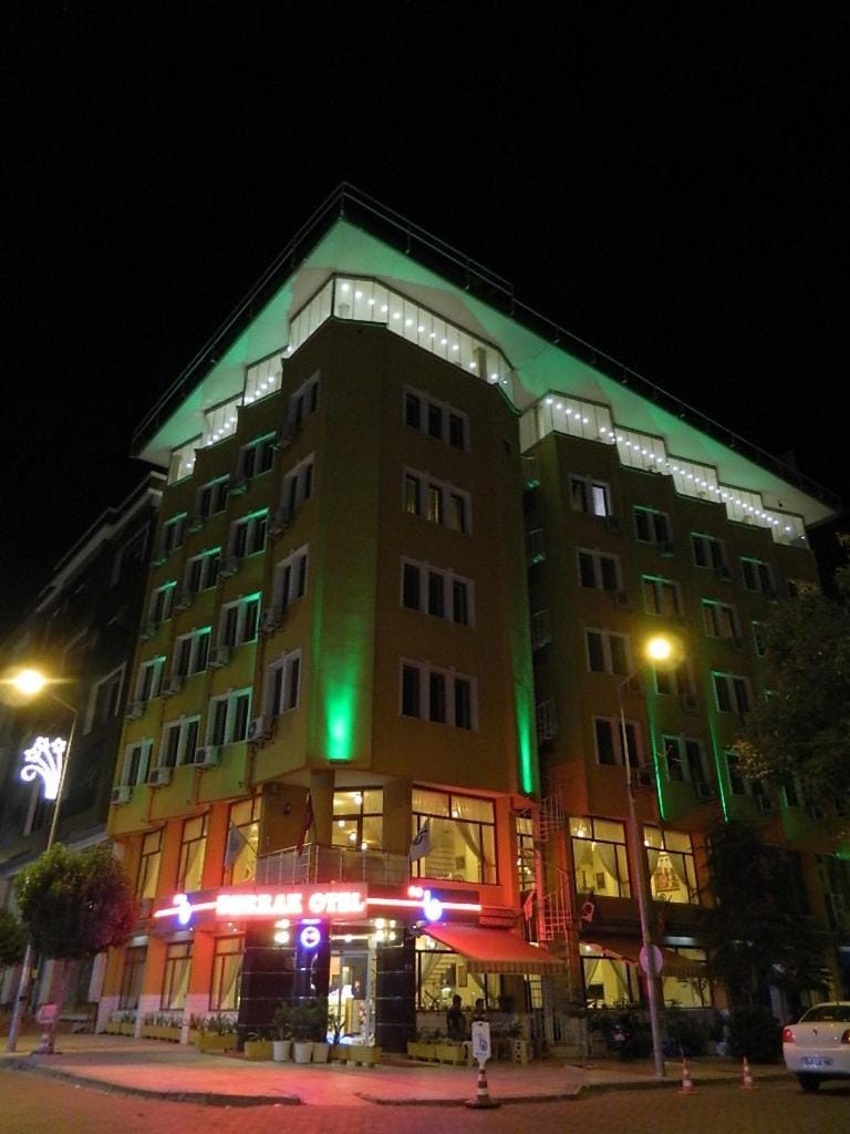 Berrak Otel Hotel in İzmir Province